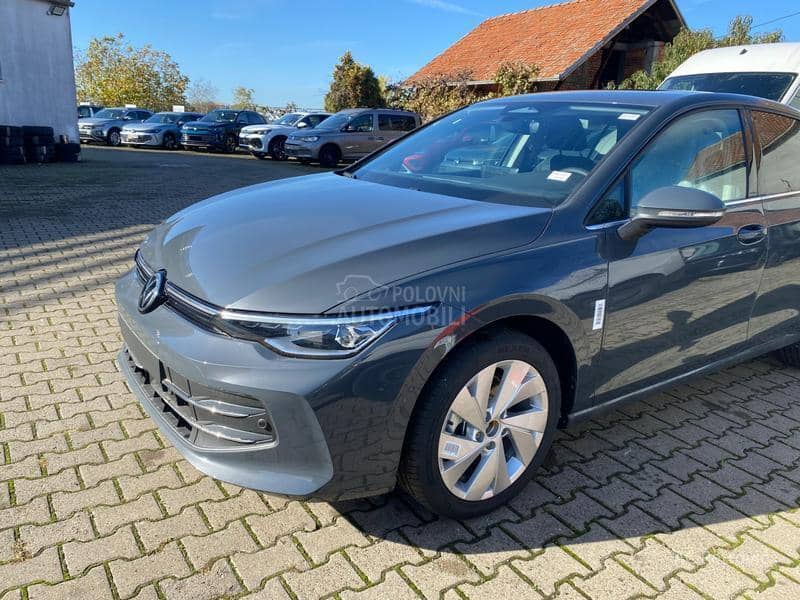 Volkswagen Golf 8 STYLE 1.5 TSI DSG