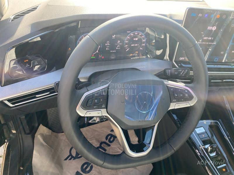Volkswagen Golf 8 STYLE 1.5 TSI DSG