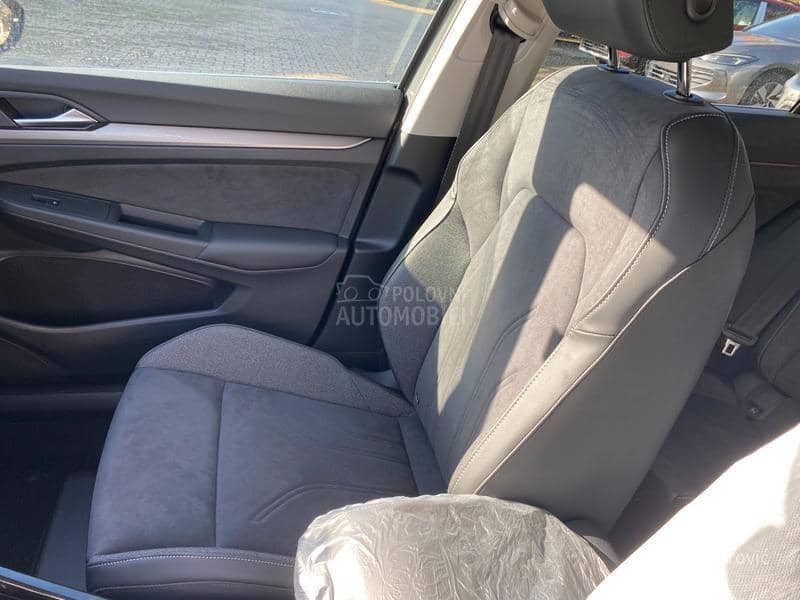 Volkswagen Golf 8 STYLE 1.5 TSI DSG