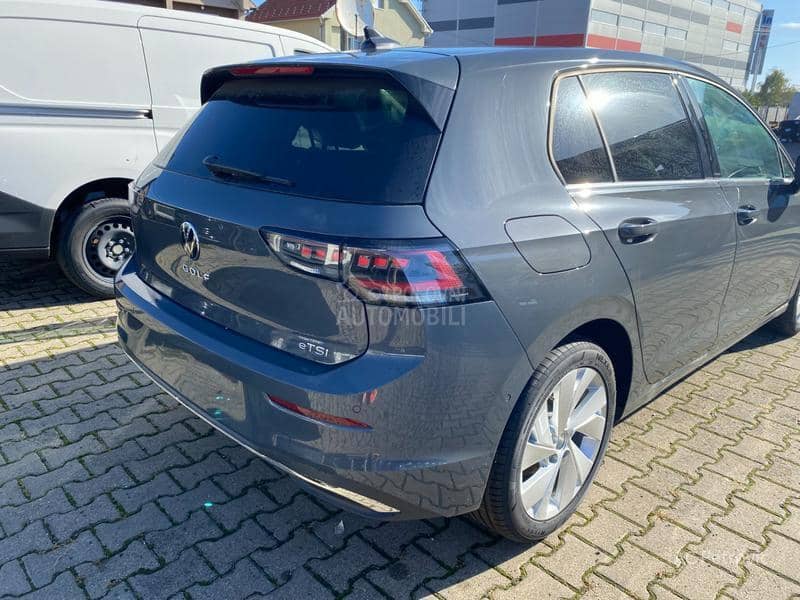 Volkswagen Golf 8 STYLE 1.5 TSI DSG