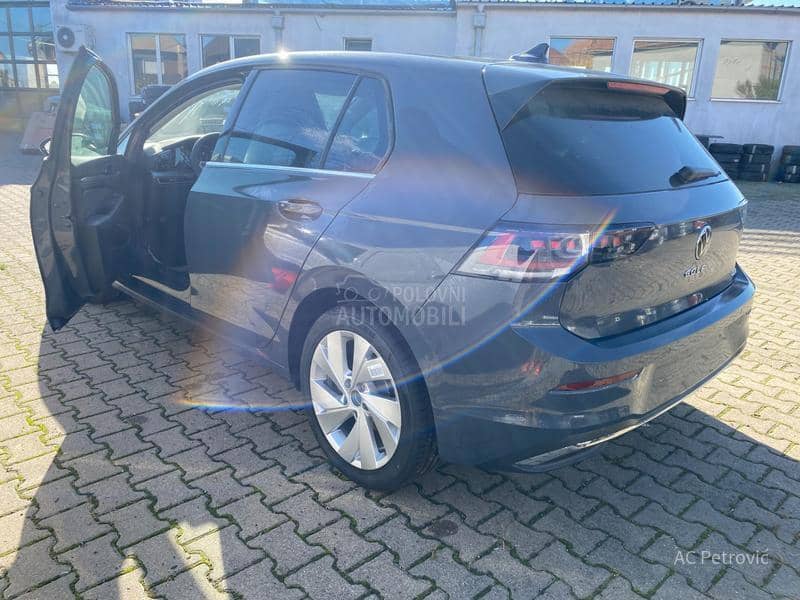 Volkswagen Golf 8 STYLE 1.5 TSI DSG