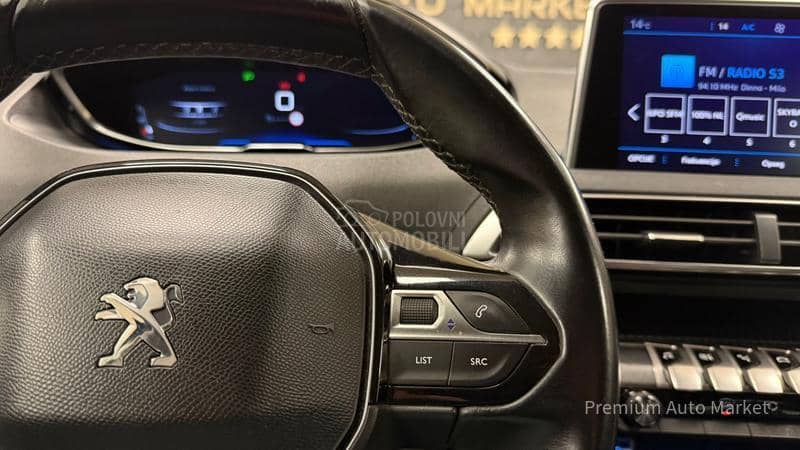 Peugeot 5008 //1.2PURETECH//KAM