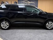 Peugeot 5008 //1.2PURETECH//KAM