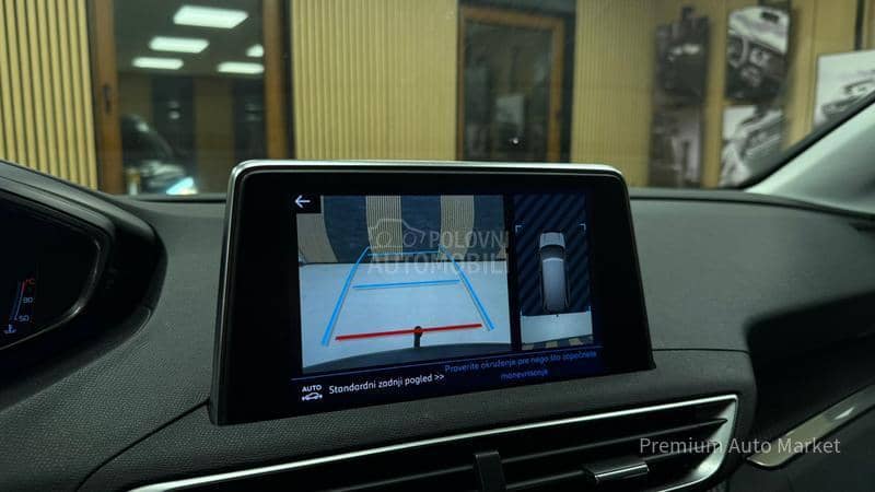 Peugeot 5008 //1.2PURETECH//KAM