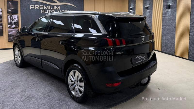 Peugeot 5008 //1.2PURETECH//KAM