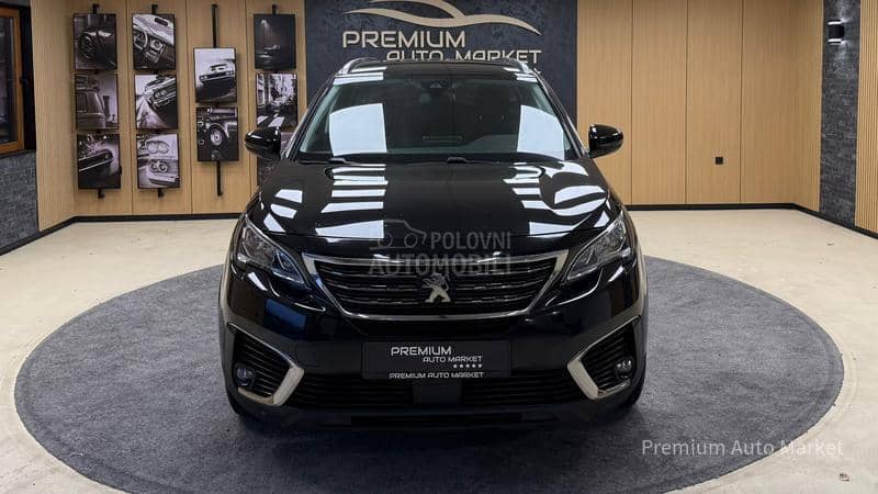 Peugeot 5008 //1.2PURETECH//KAM