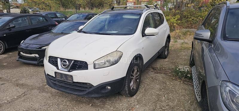 Nissan Qashqai + 2 7  s  ed i sta