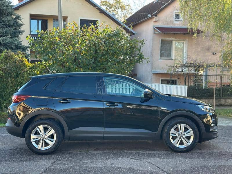Opel Grandland X 1.2 Turbo