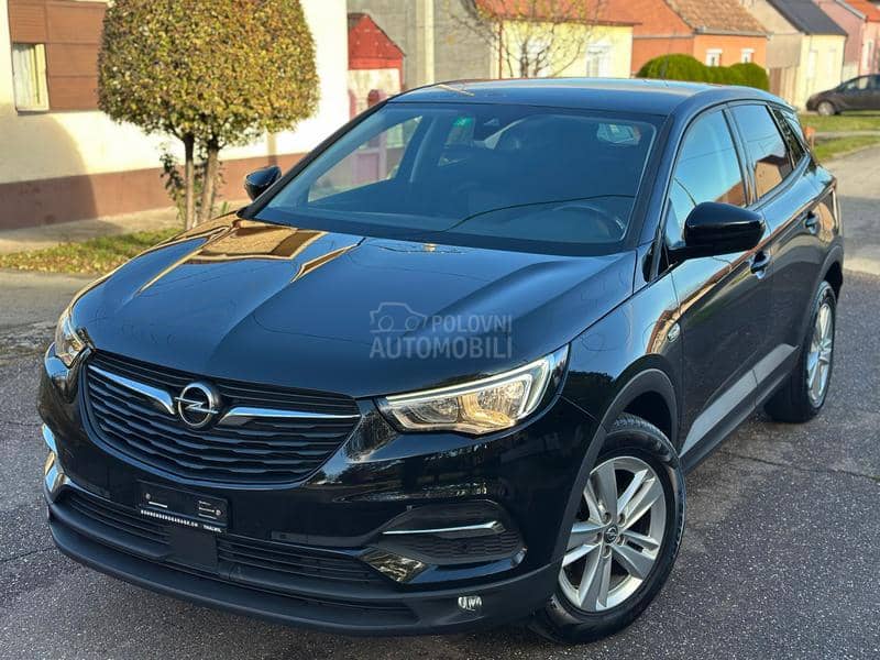 Opel Grandland X 1.2 Turbo