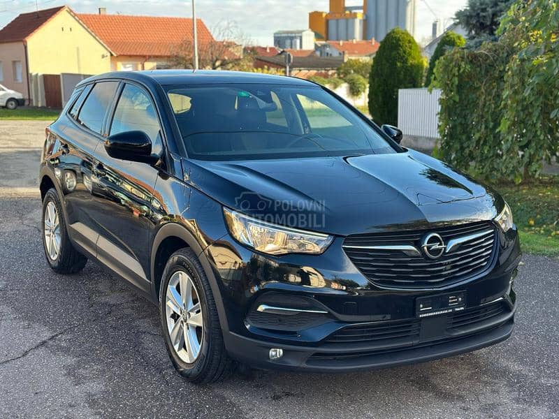 Opel Grandland X 1.2 Turbo
