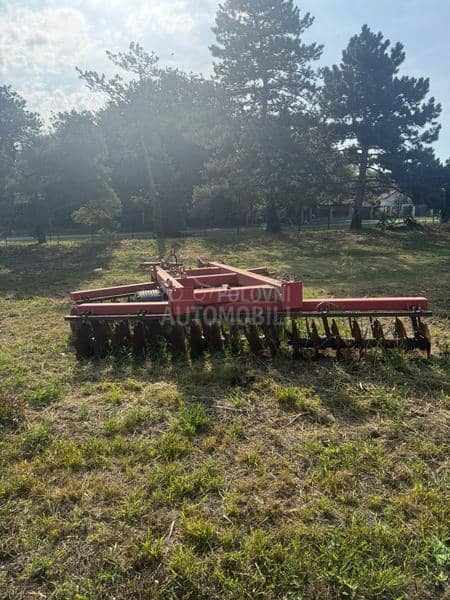 Zmaj teška tanjirača