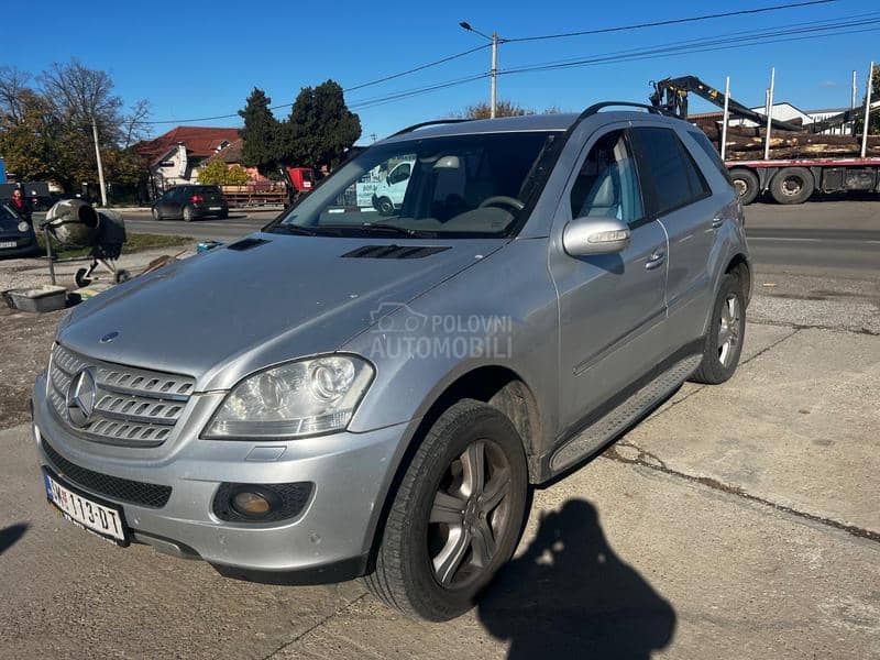 Mercedes Benz ML 320 3.0