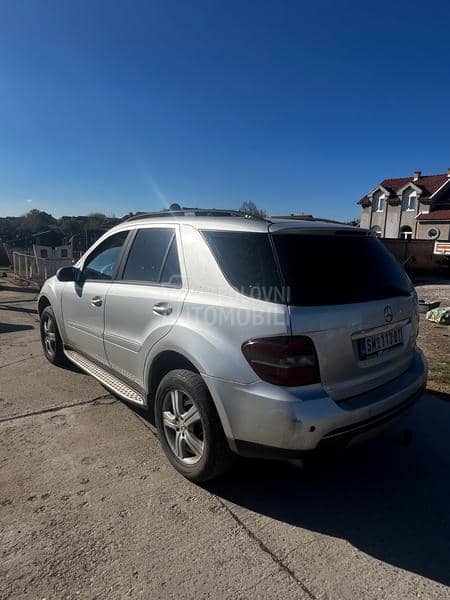 Mercedes Benz ML 320 3.0