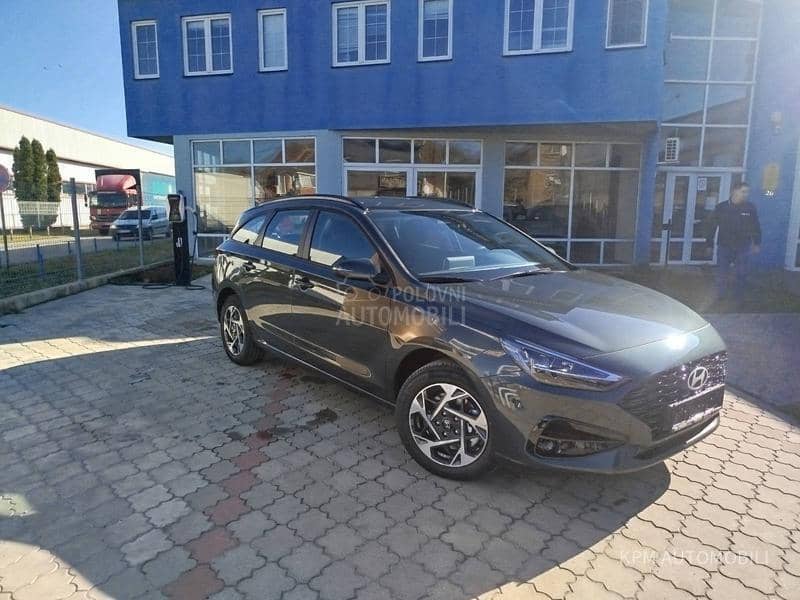 Hyundai i30 WGN 1.5 DPI STYLE