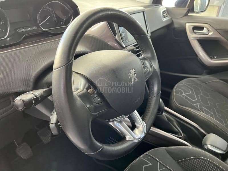 Peugeot 2008 1.2 VTI