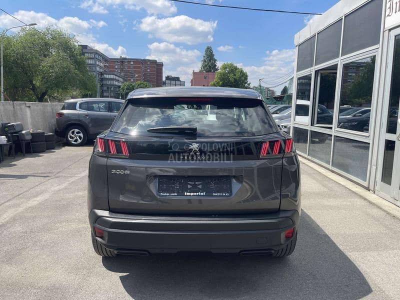 Peugeot 3008 1.2 B Autom