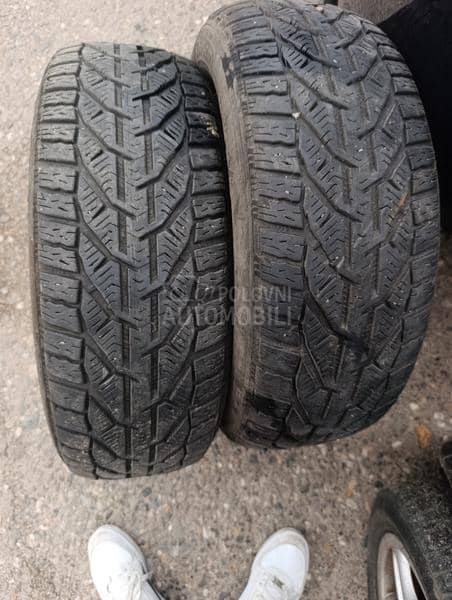 Tigar 215/60 R16 Zimska