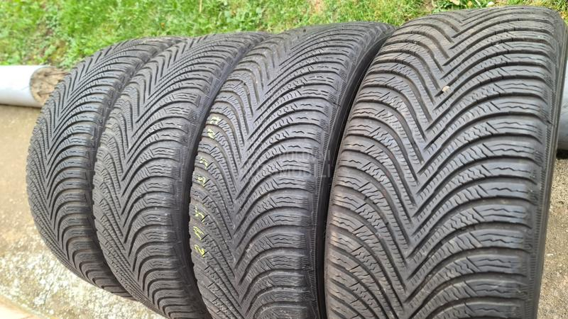 Michelin 215/55 R17 Zimska