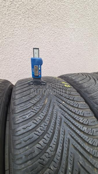 Michelin 215/55 R17 Zimska