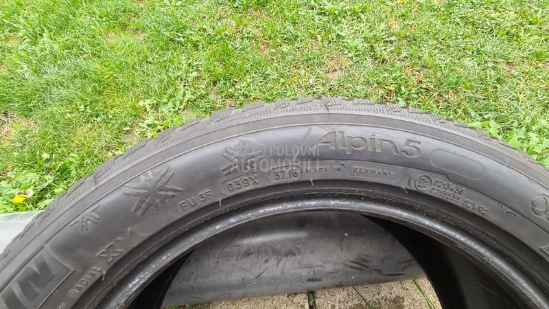 Michelin 215/55 R17 Zimska