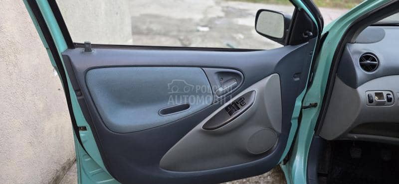 Toyota Yaris 1.0