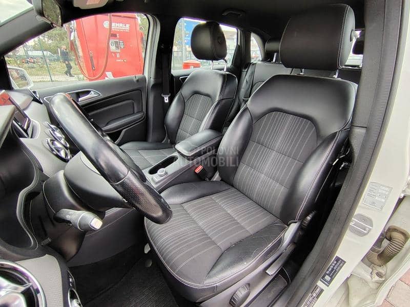 Mercedes Benz B 200 B-200