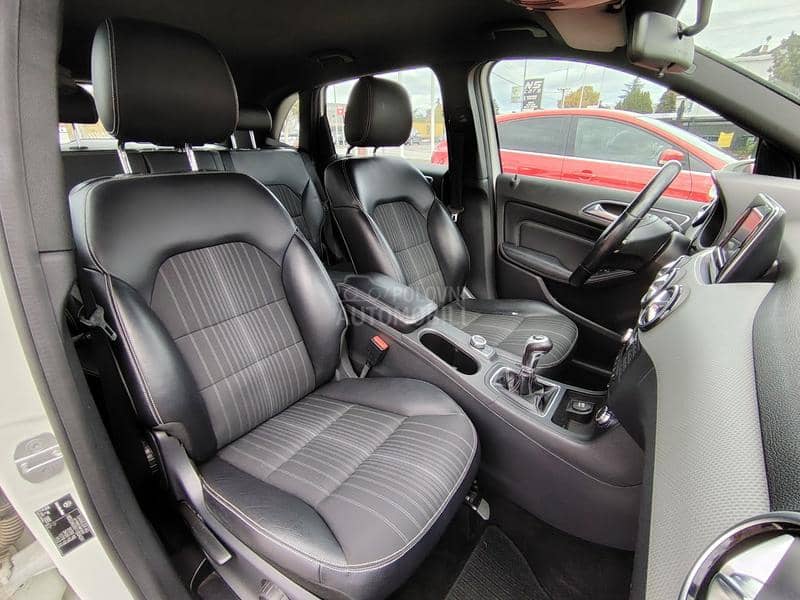 Mercedes Benz B 200 B-200