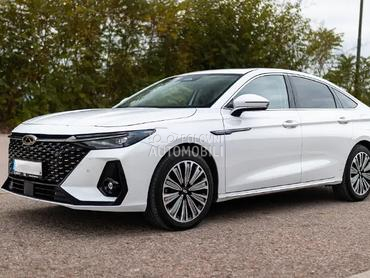 Chery Arrizo 8 1.5 PHEV NOBLE