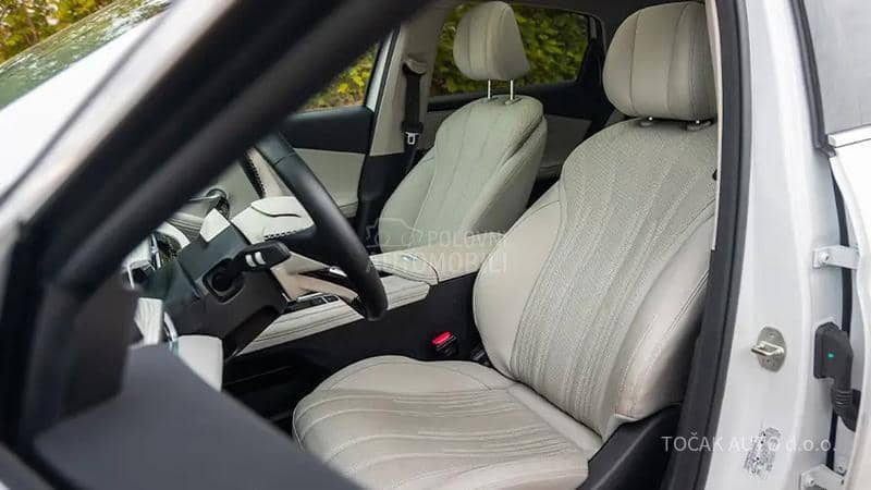 Chery Arrizo 8 1.5 PHEV NOBLE