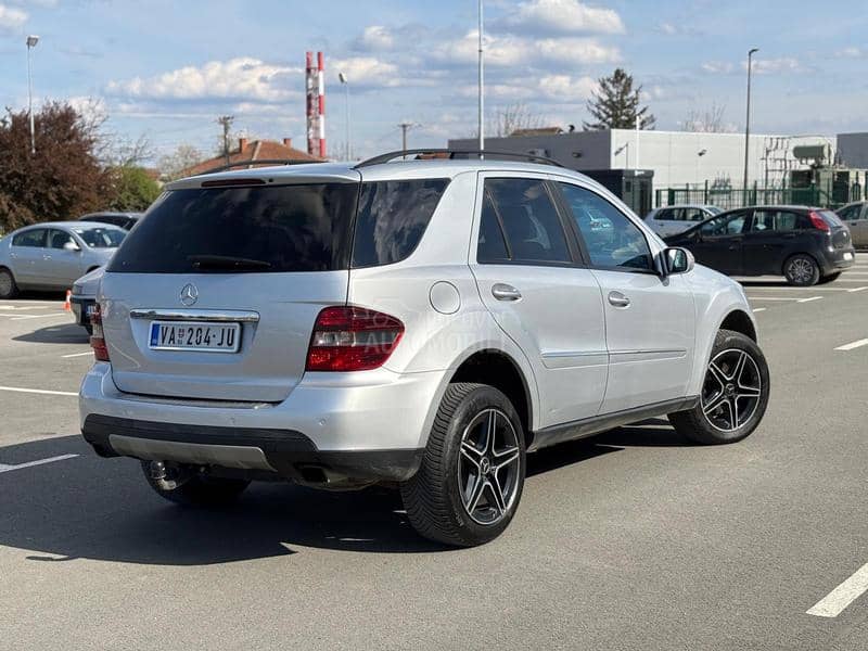 Mercedes Benz ML 280 