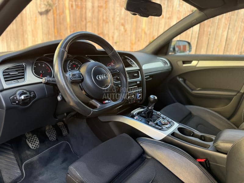 Audi A4 S-Line CH