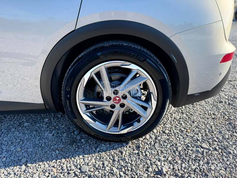 DS 7 1.6 E-tense 4x4