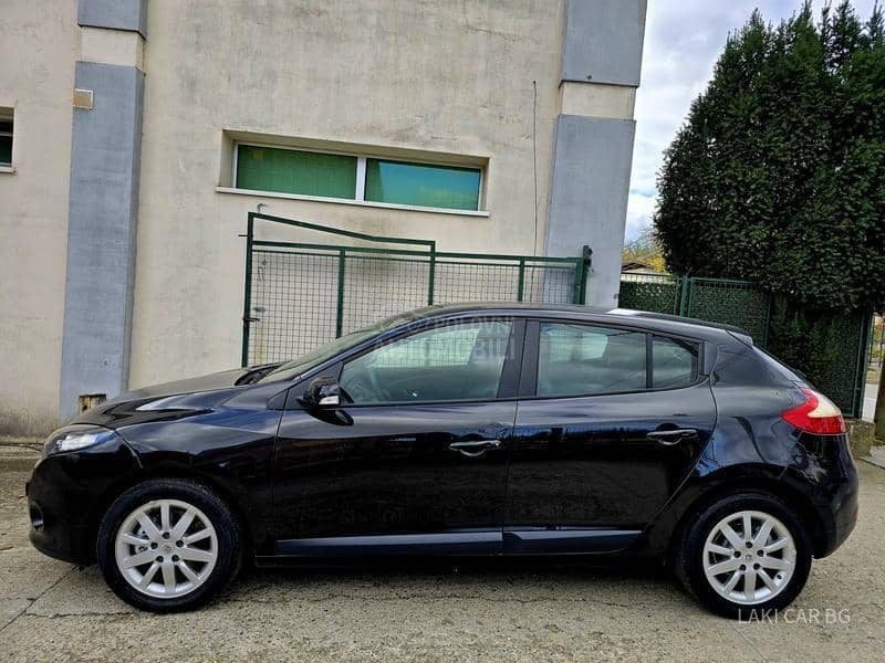 Renault Megane 1.6 b 5 vrat a