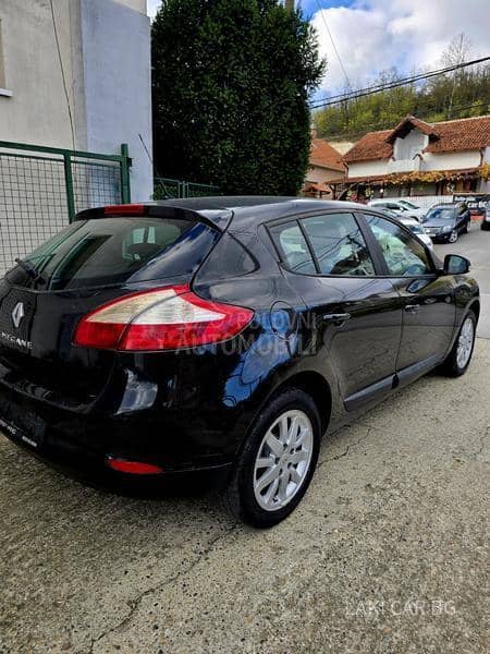 Renault Megane 1.6 b 5 vrat a