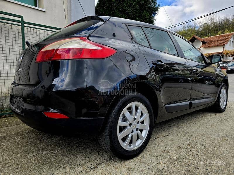 Renault Megane 1.6 b 5 vrat a
