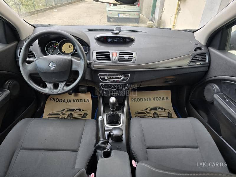 Renault Megane 1.6 b 5 vrat a