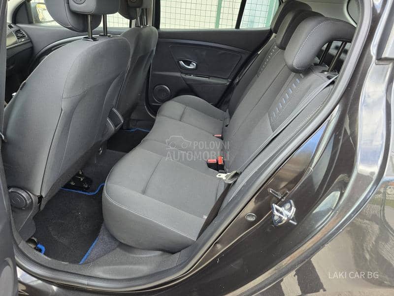 Renault Megane 1.6 b 5 vrat a