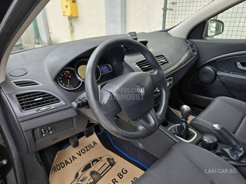Renault Megane 1.6 b 5 vrat a
