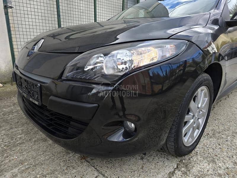 Renault Megane 1.6 b 5 vrat a