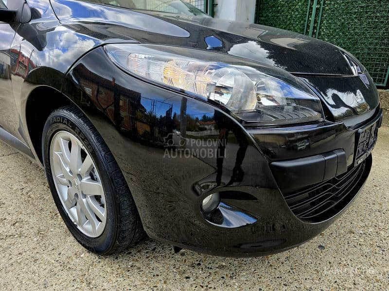 Renault Megane 1.6 b 5 vrat a