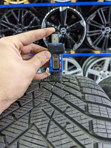 Pirelli 275/45 R20 Zimska