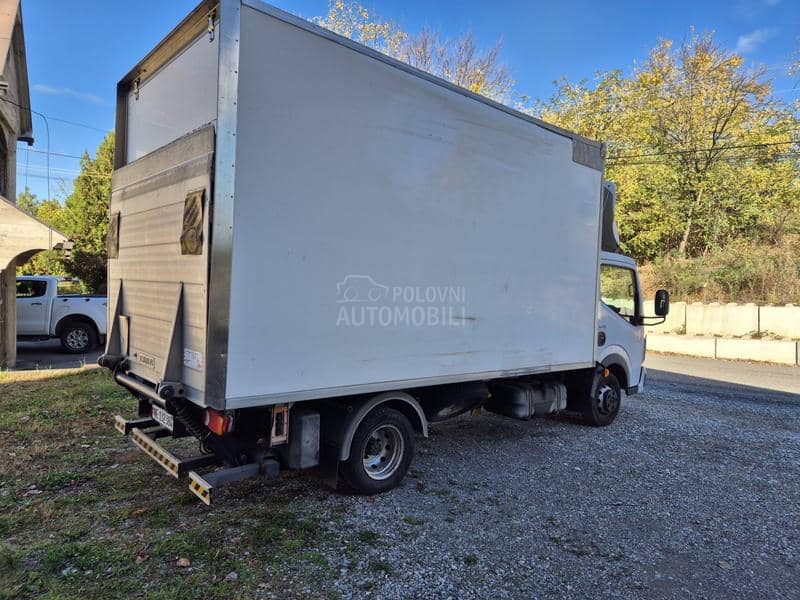 Renault Maxity sa rampom