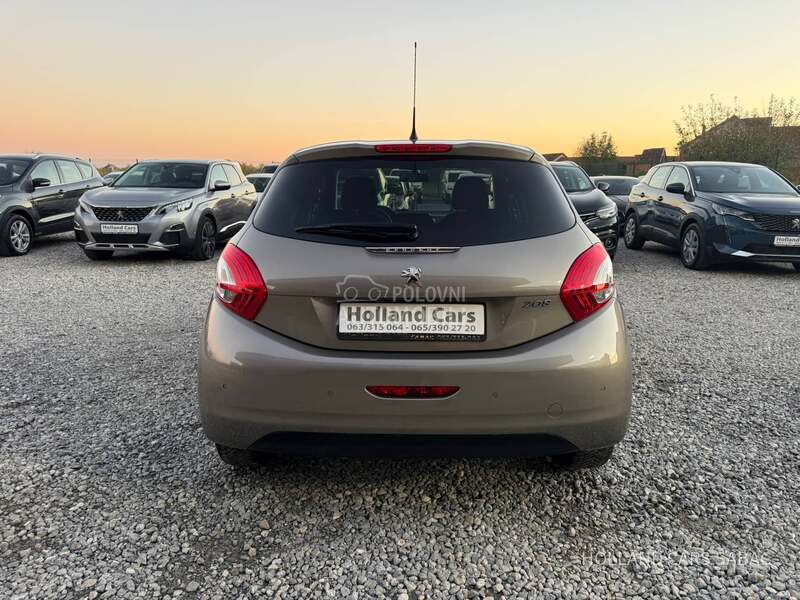 Peugeot 208 1.4 HDI