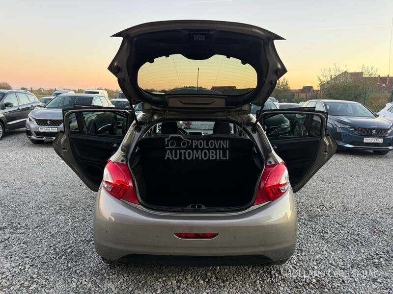 Peugeot 208 1.4 HDI