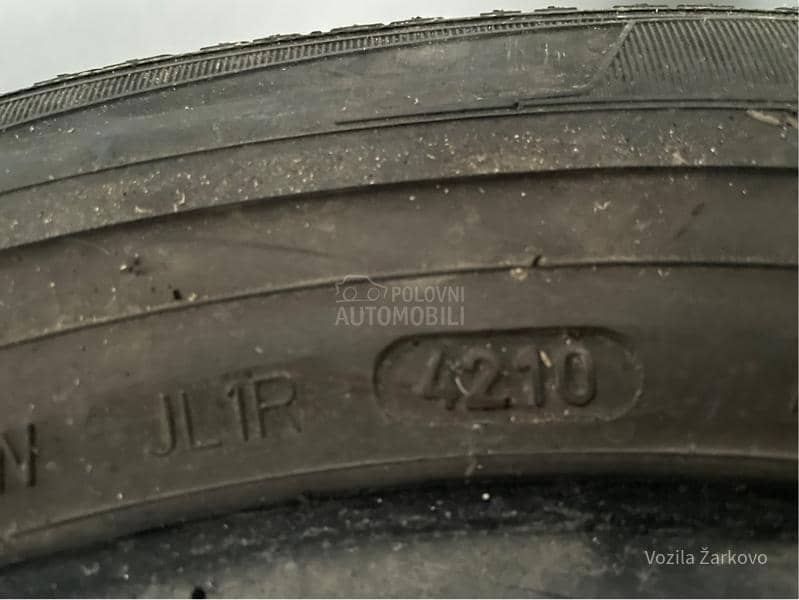 Dunlop 205/60 R16 Zimska