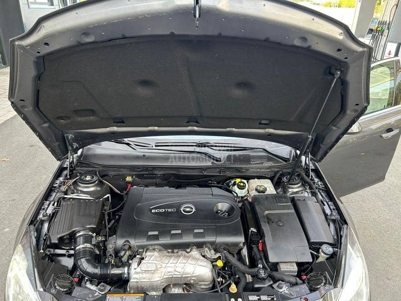 Opel Insignia 2.0 COSMO WEBASTO