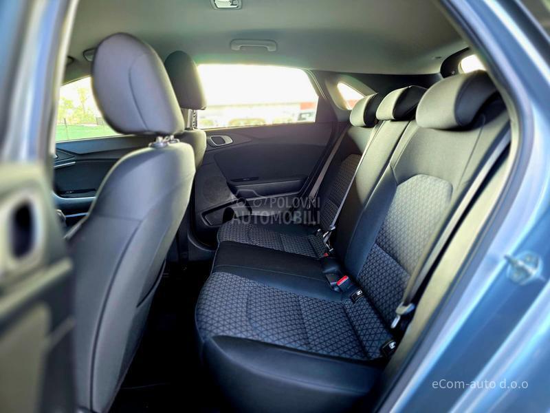 Kia cee`d 1.0 T-GDI