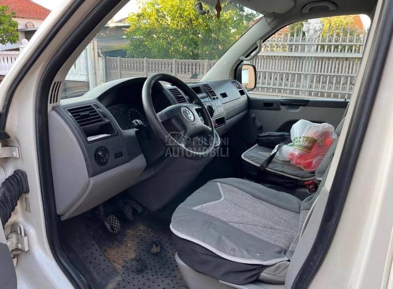 Volkswagen Transporter T5 1.9 tdi