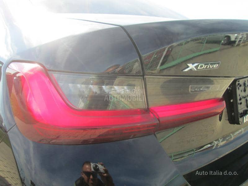 BMW 320 xDrive 2.0d hybrid