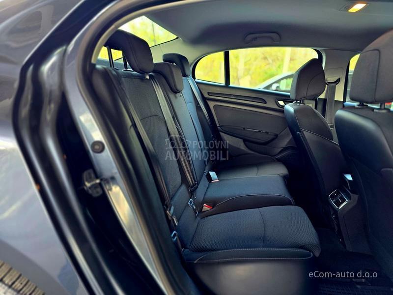 Renault Megane 1.0 TCE GRANDCOUPE